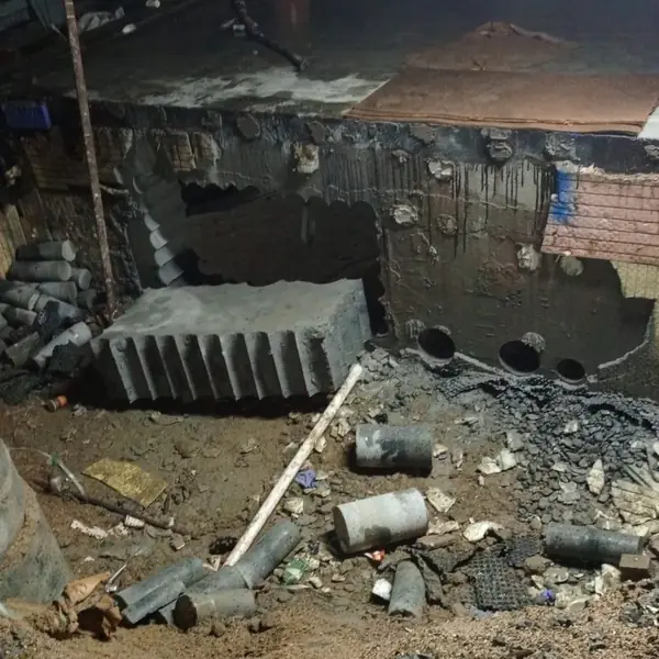 Kadıköy i̇nşaat ve yapı hizmetleri — Yeni yapı için temel kazısı yapılan şantiye